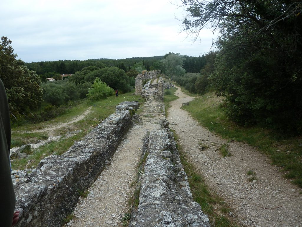 Vue sur l'aqueduc.